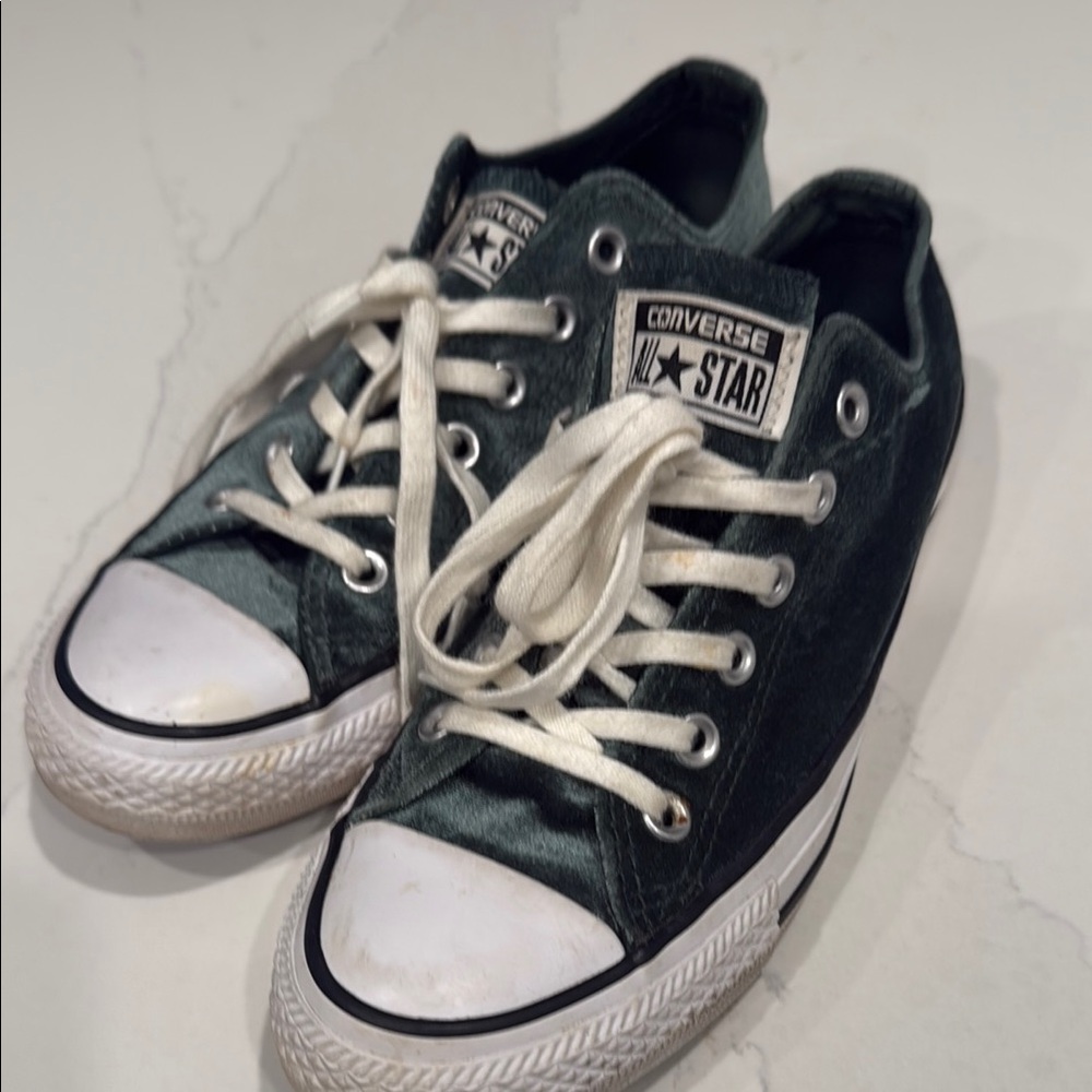 Converse Velvet Dark Green and White Low-Tops